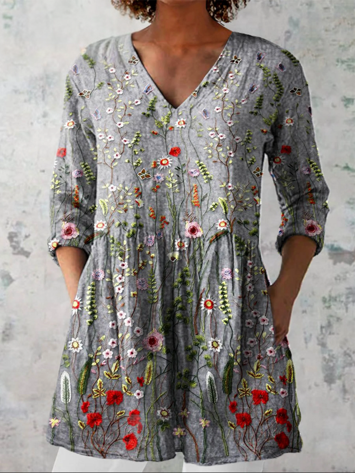 Esme | Long Blouse with a Striking Print