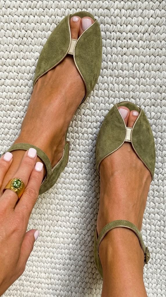 Kristine | Elegant Sage Green Sandals