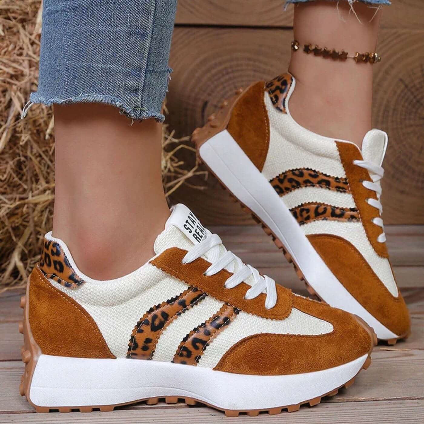 AVA LIGHTWEIGHT COMFORT SNEAKERS