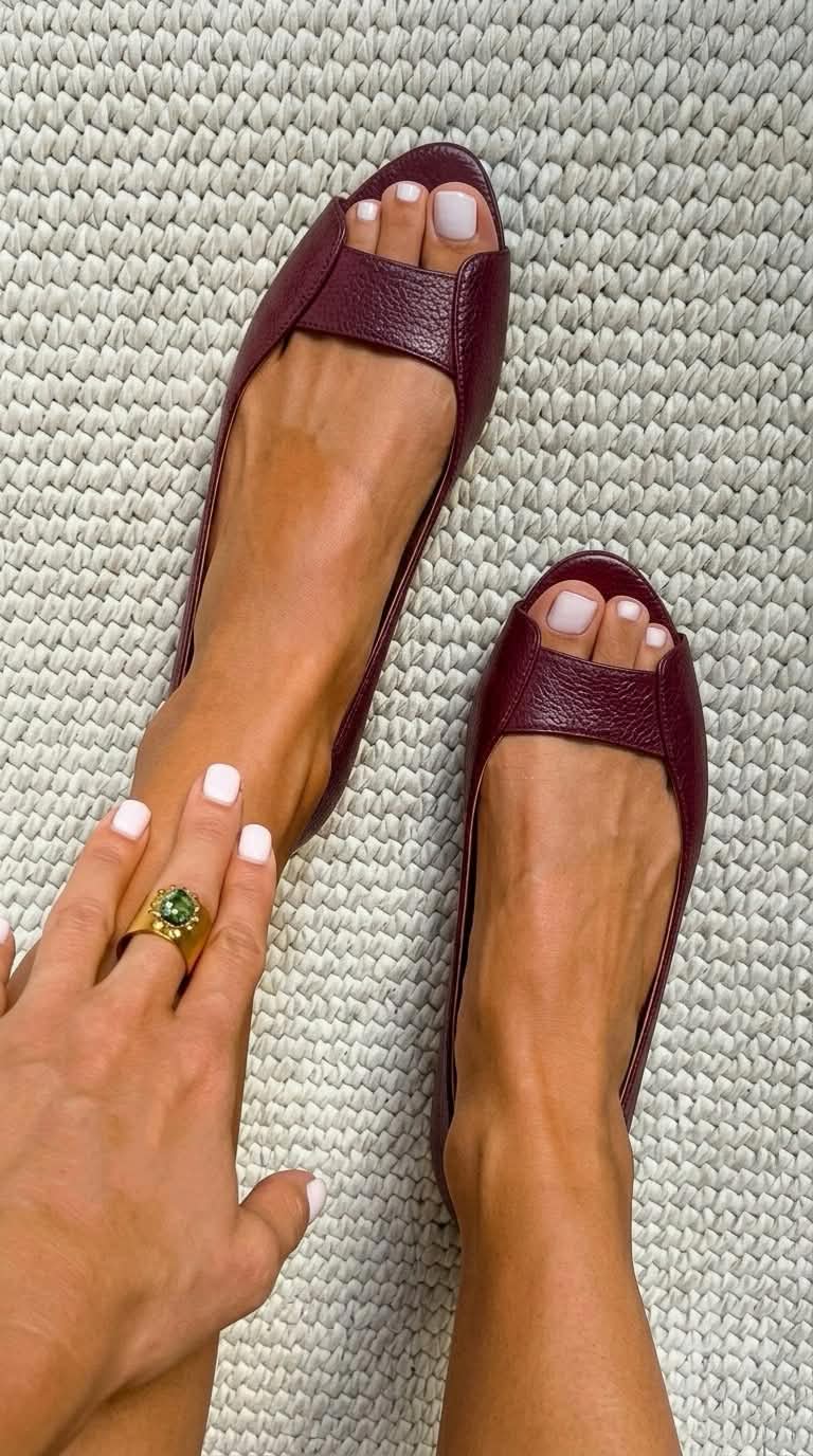 Luna | Gold Comfort Chic Sandals