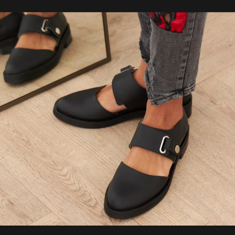 LOTTE | ELEGANT BUCKLE MID-HEEL PUMPS