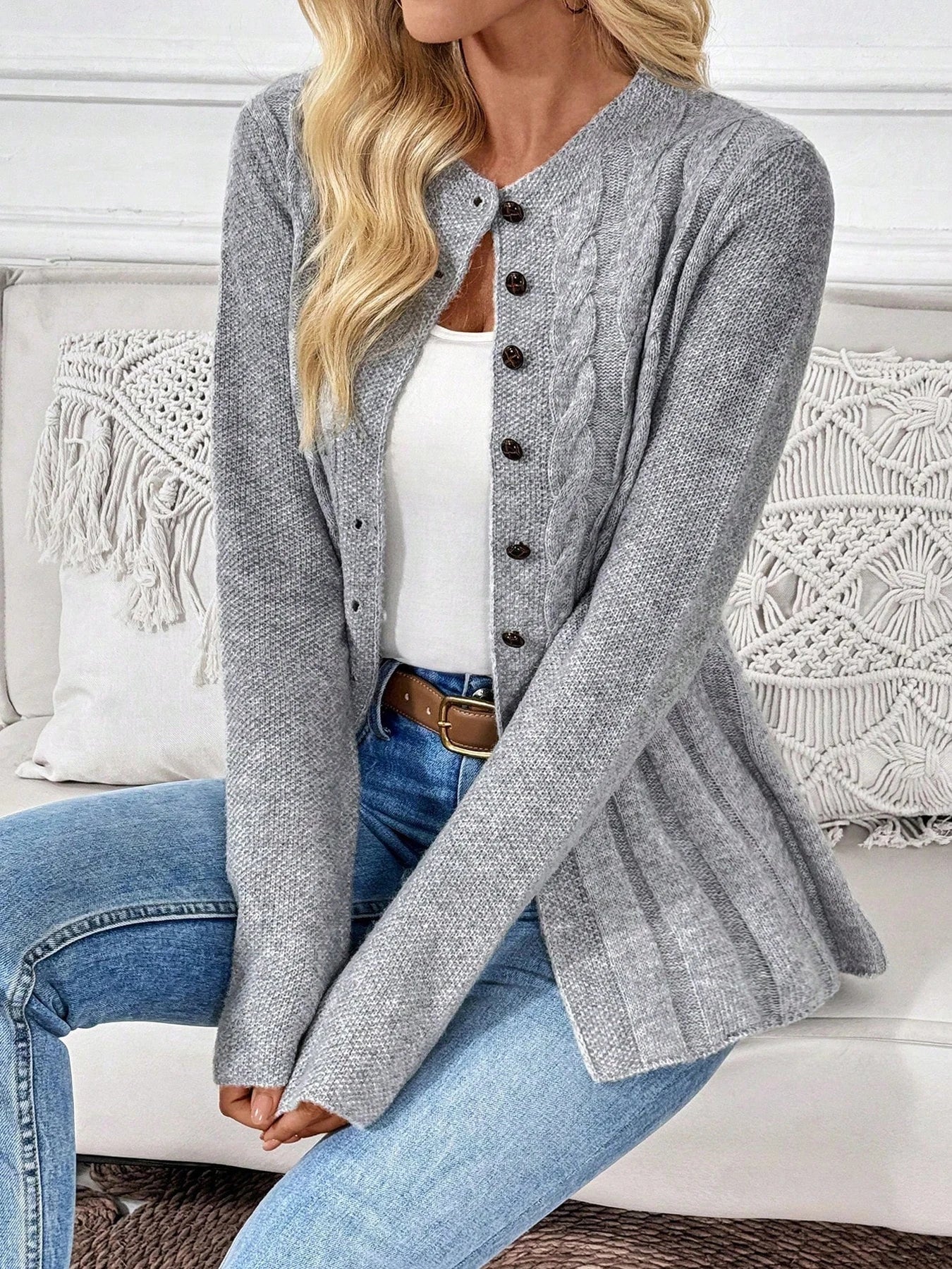 Eloise | Women's Classic Knitted Long-Sleeve Cardigan