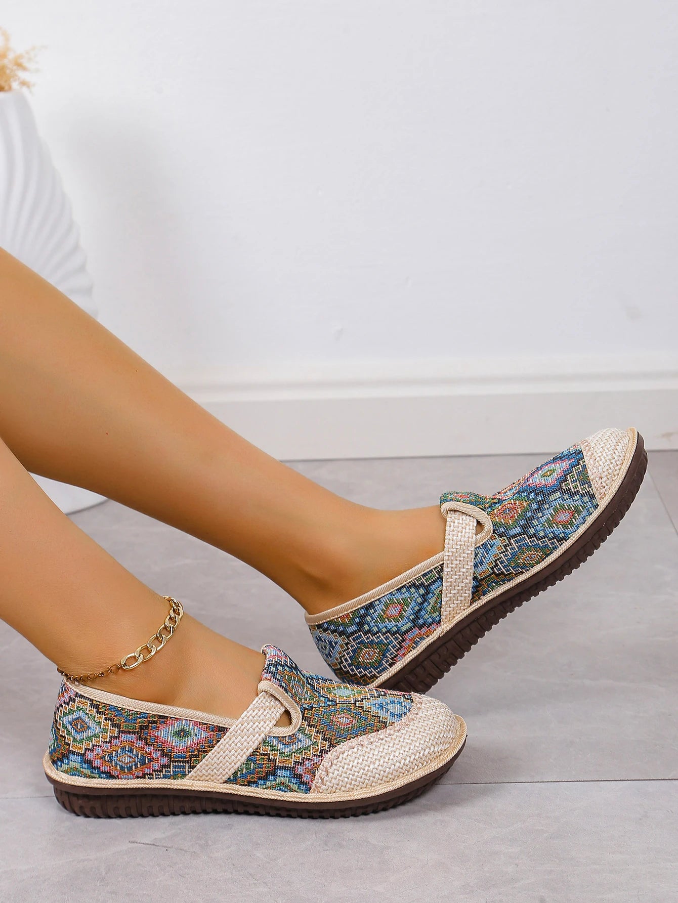 Lorna | Lightweight Boho Walking Sneakers