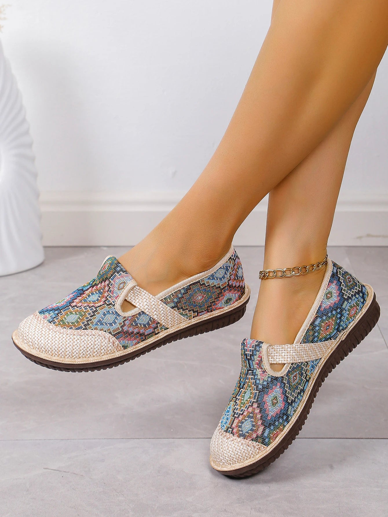Lorna | Lightweight Boho Walking Sneakers