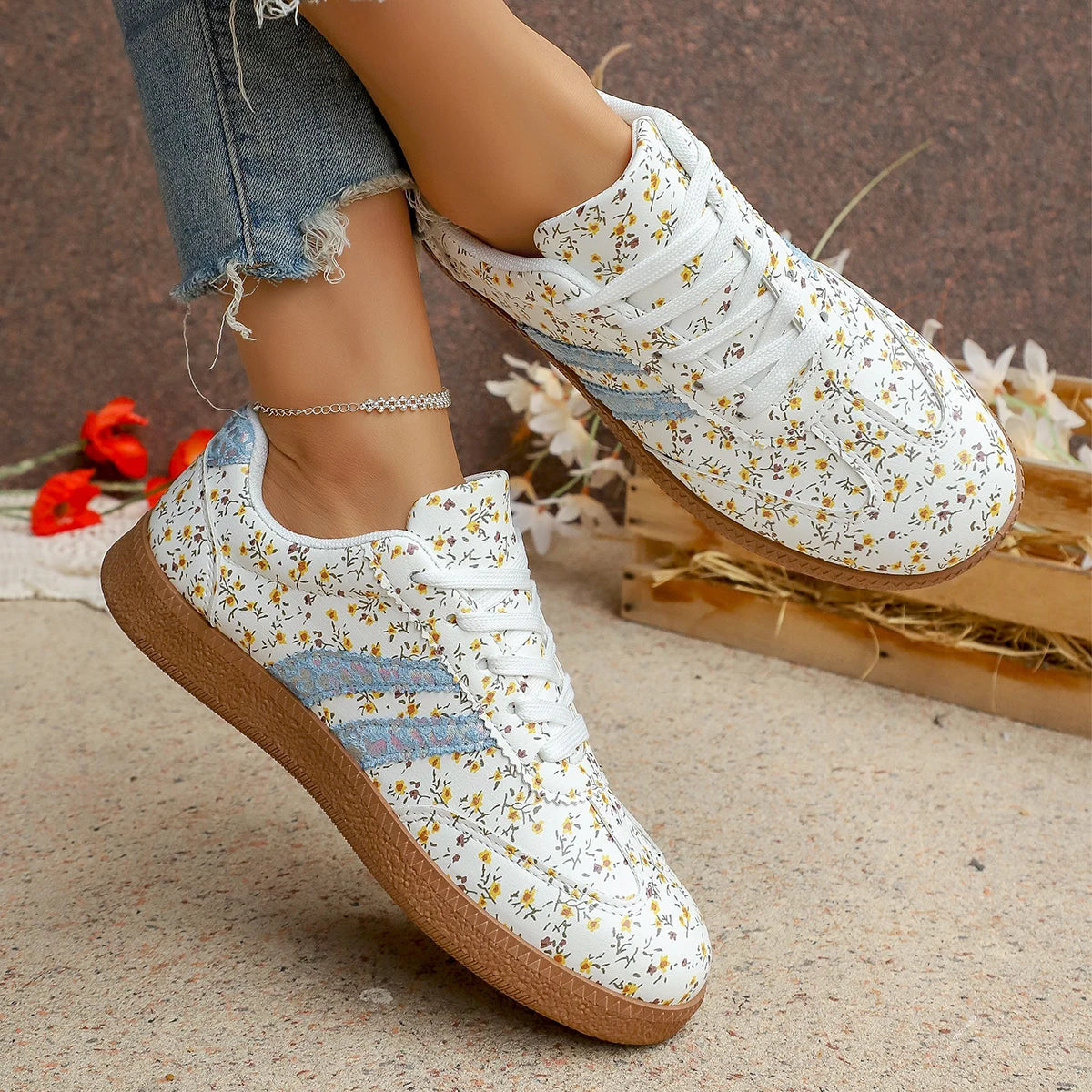 Evie | Lightweight Floral Breathable Shoes