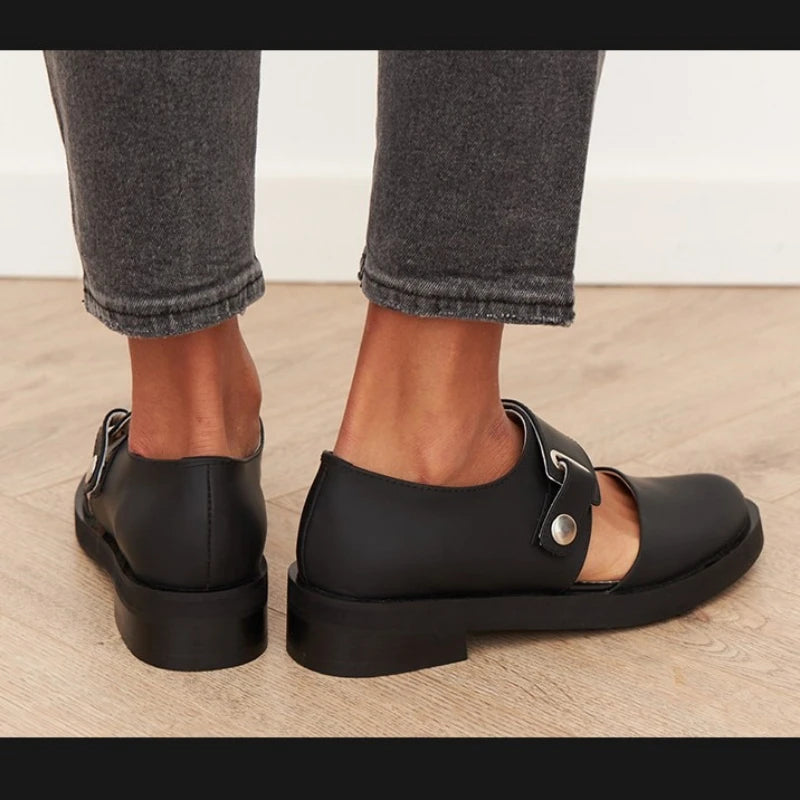 LOTTE | ELEGANT BUCKLE MID-HEEL PUMPS