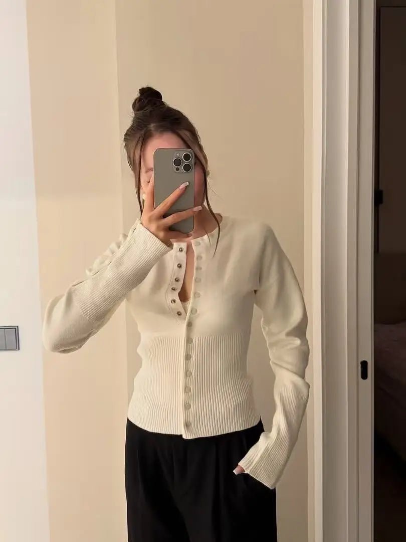 Rebecca | Buttoned Slim Cardigan