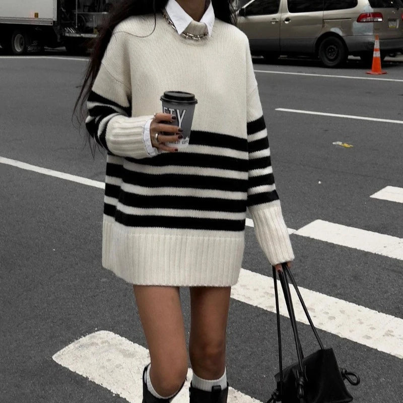 Katherine | Oversized Turtle Neck Striped Sweater